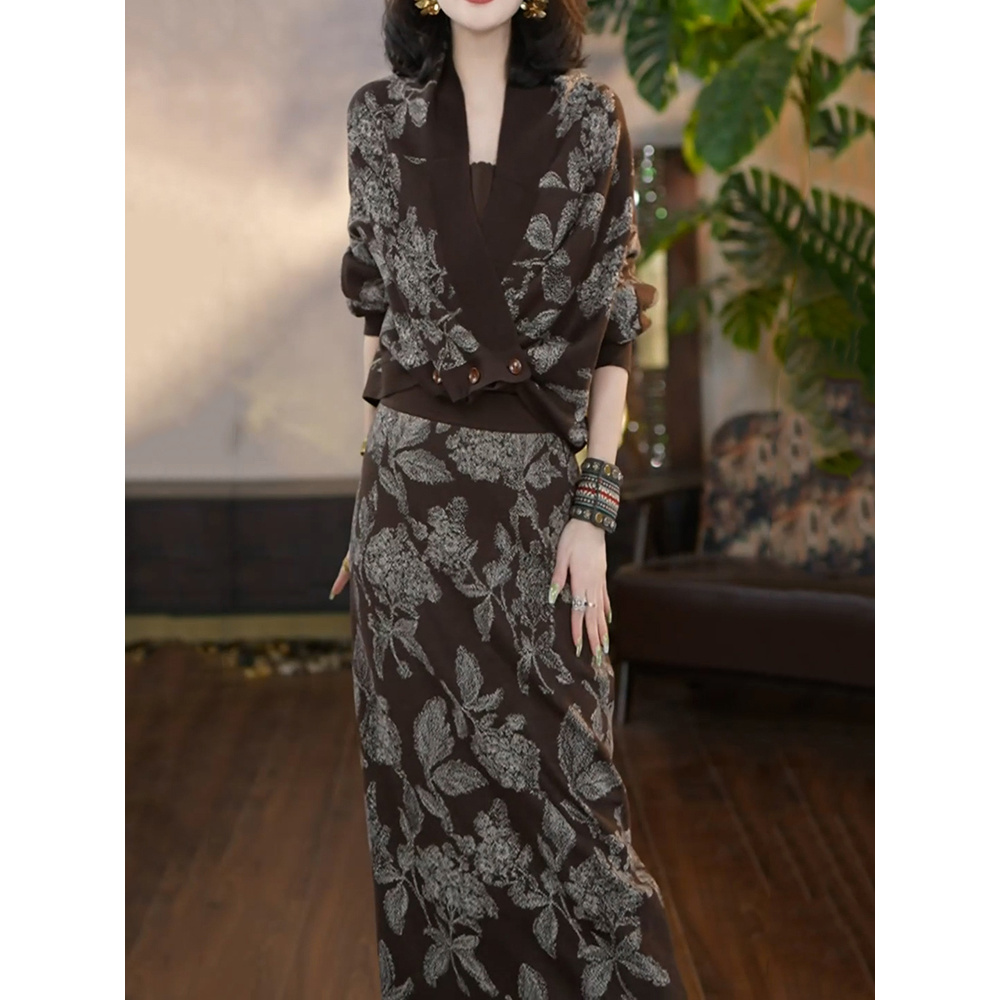 通勤百搭时尚休闲减龄针织裙套装2026春季新款时尚感上衣+半身裙