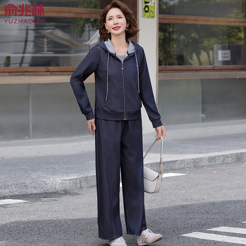 俞兆林妈妈秋装运动套装中老年人女装春秋牛仔外套端庄大气三件套