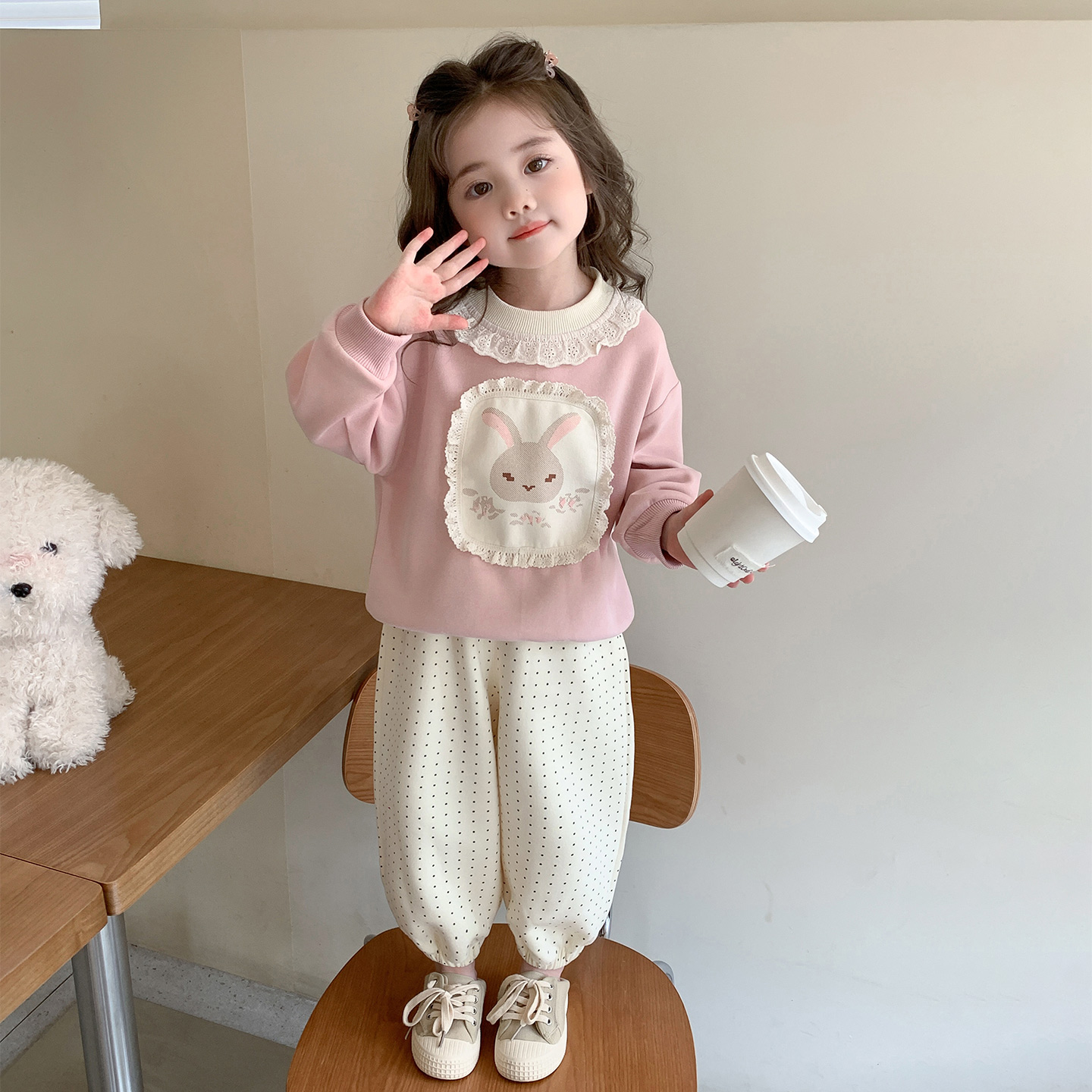 女童休闲春秋款套装2025新款儿童洋气韩版花边圆点裤女宝宝两件套