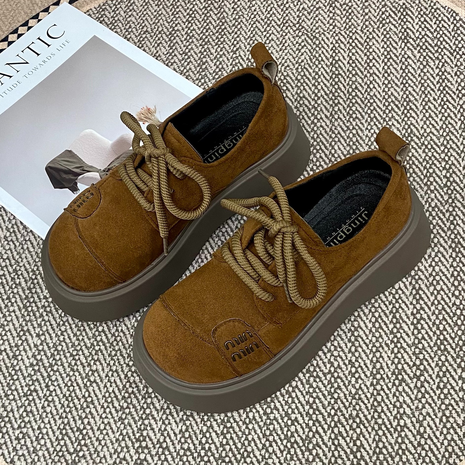 春秋新款软皮复古勃肯鞋圆头松糕底乐福鞋舒适百搭单洋气增高鞋女