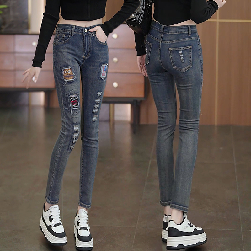 2025年时尚春秋冬季新款大码九分裤破洞简约小个子高腰牛仔裤女