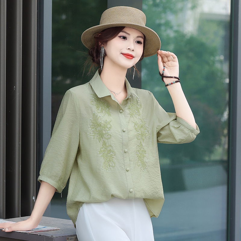 妈妈装春夏棉麻衬衫翻领气质文艺上衣2025新款中老年中袖小衫女
