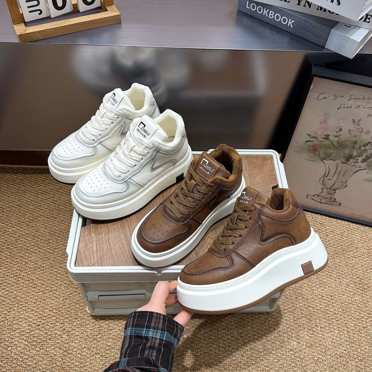 欧洲站高帮鞋女鞋2025秋冬新款加绒厚底休闲小白鞋棉鞋