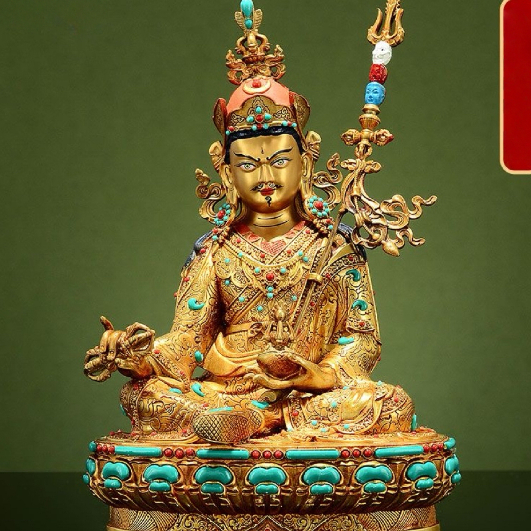 莲花生全鎏金《莲花生大士》宝石镶嵌家用《莲花生大师》铜像摆件