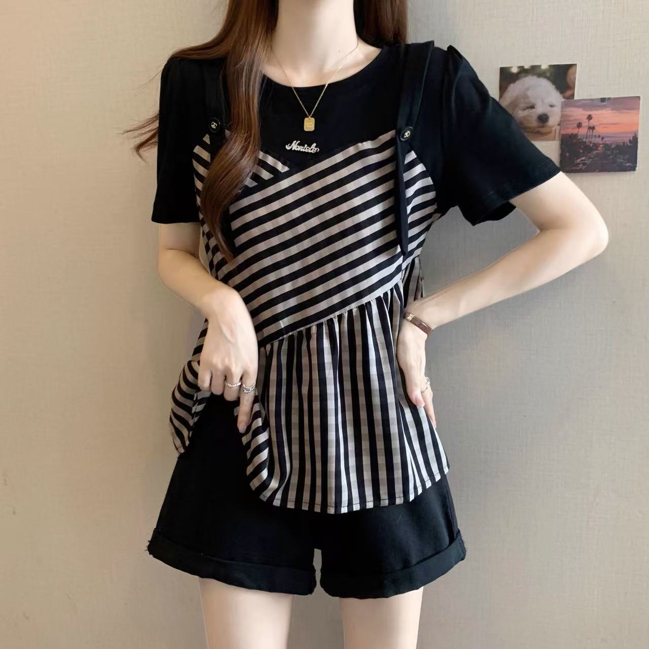 大码女装遮肚子假两件插肩条纹打底衫夏季胖妹妹洋气百搭遮肉上衣