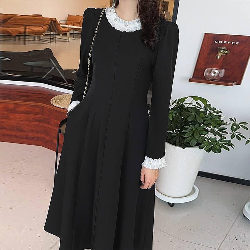 冬季法式高级感黑色长袖打底连衣裙女秋冬大码胖mm显瘦内搭裙子