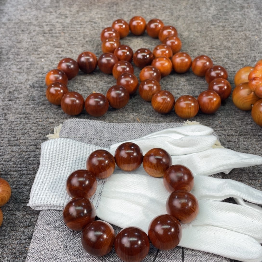 柏木（崖柏）太行崖柏，纯手工2.5玉化骨香料，特别蜜甜香