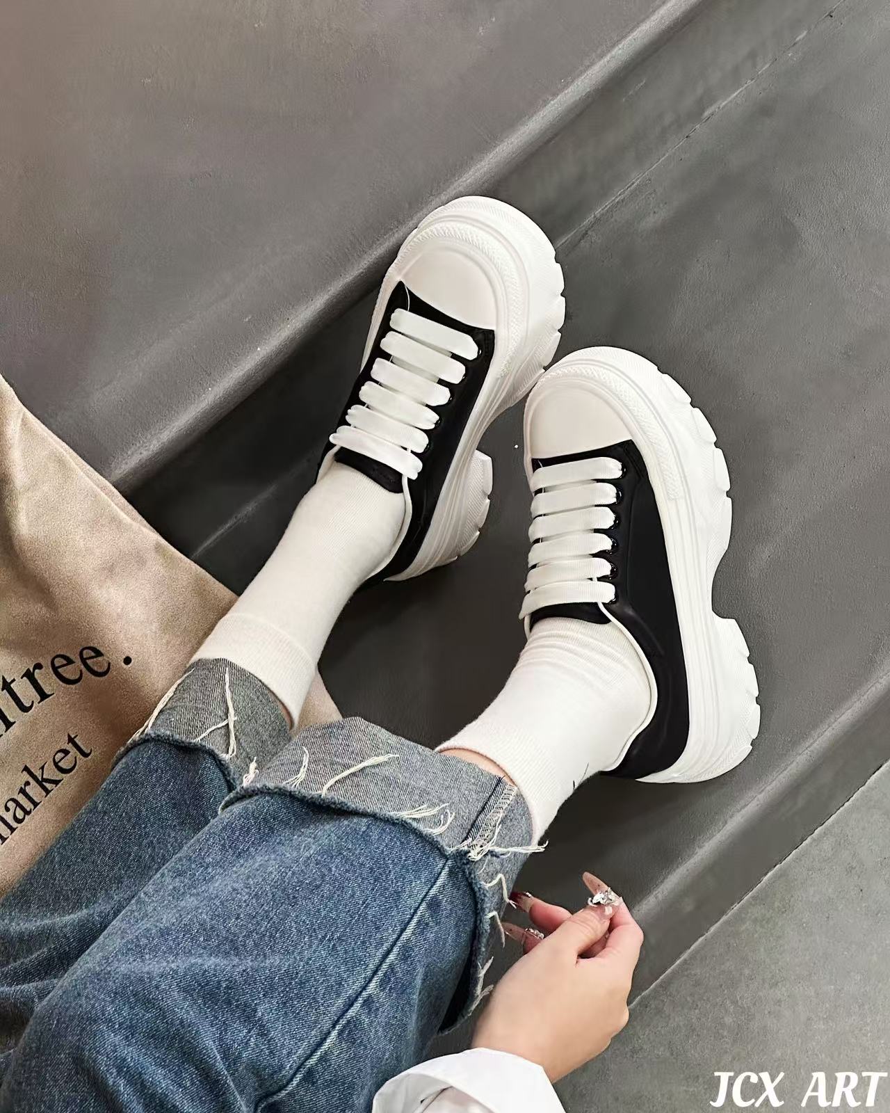 姬纯希真皮麦坤小白鞋2025年春季新款时尚百搭显腿长百搭运动休