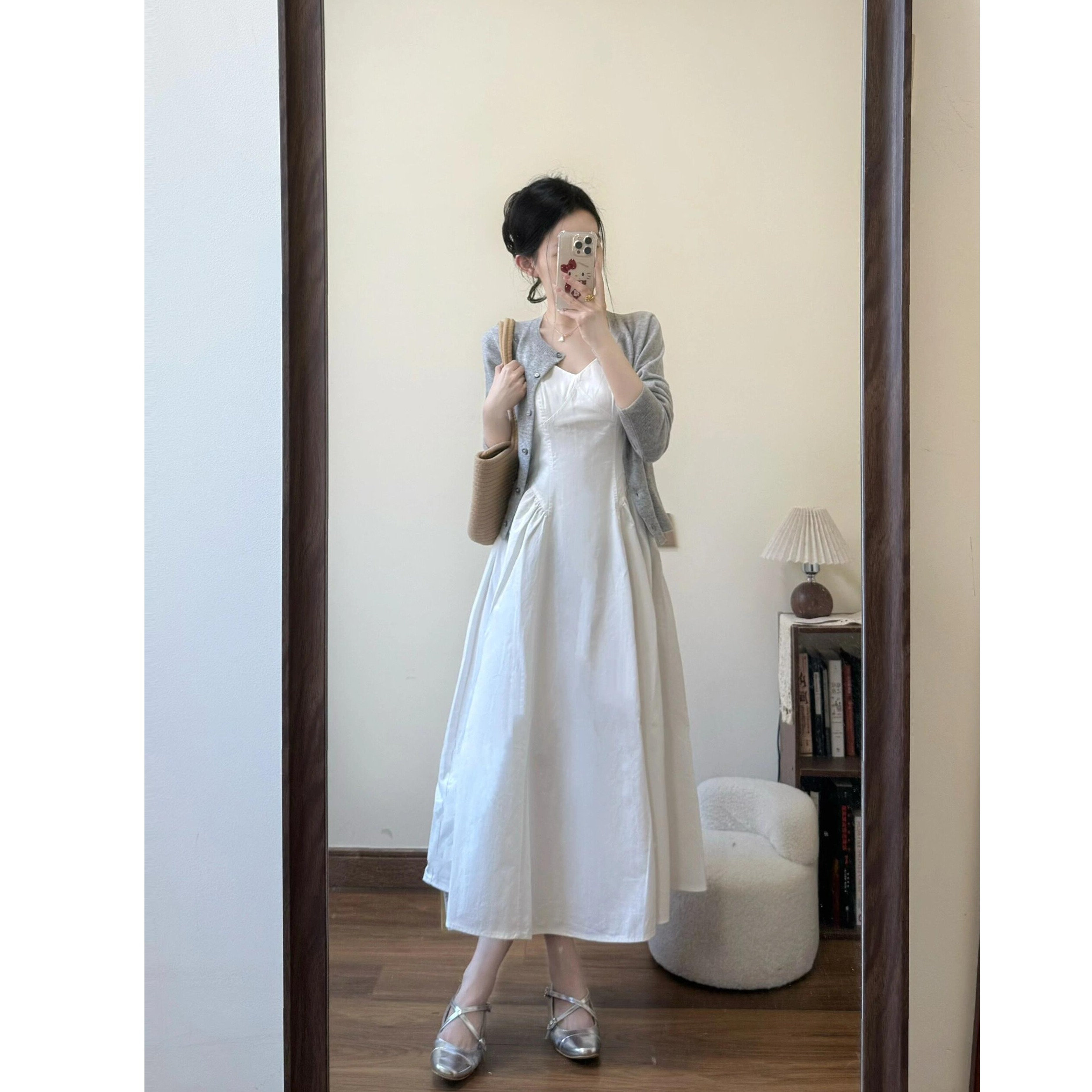 2025秋季韩版温柔风灰色针织开衫女搭配白色吊带连衣裙气质两件套