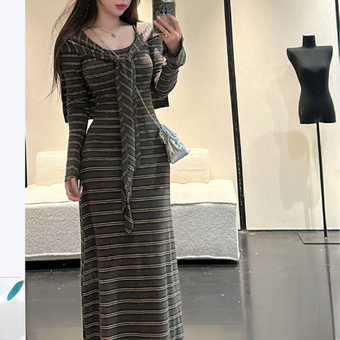 HuiHui简约风秋季中长款显瘦条纹长裙ins风复古连衣裙