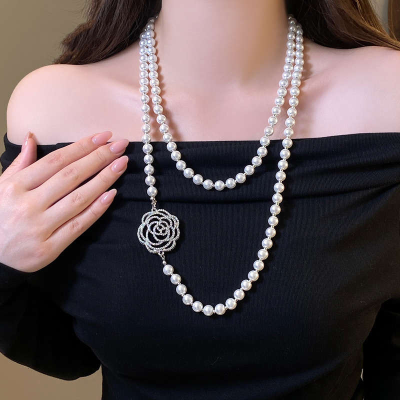 铜合金项链 多层叠戴微镶山茶花长款项链2025新款毛衣链秋冬配饰