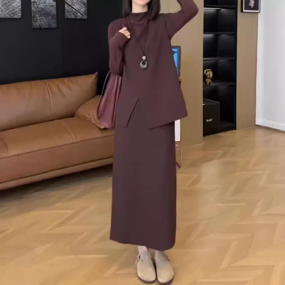 24728大爱美依缘2025秋季新款净版打底衫宽松马半身裙时尚女装