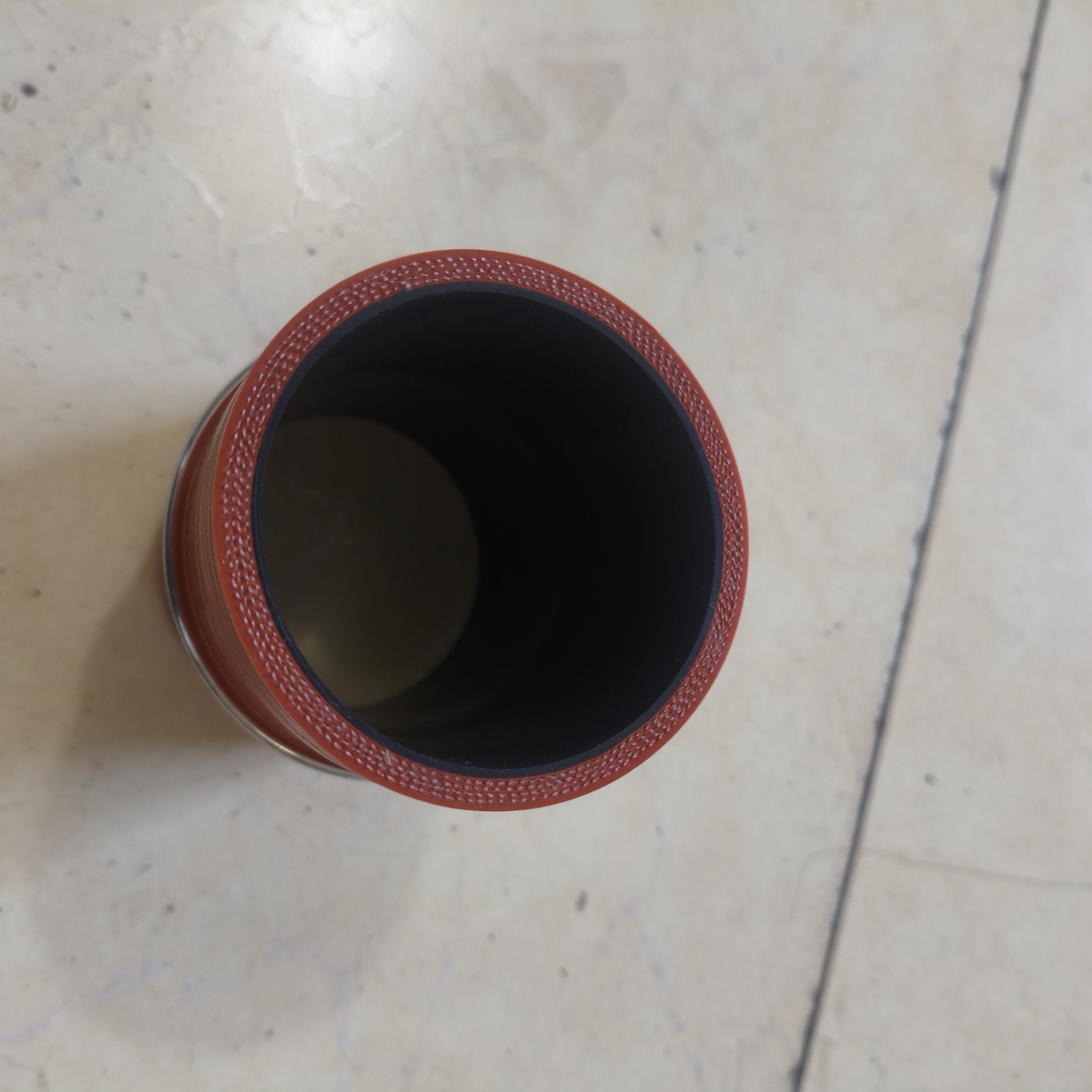 增压机通中冷胶管长10.5内径6.5