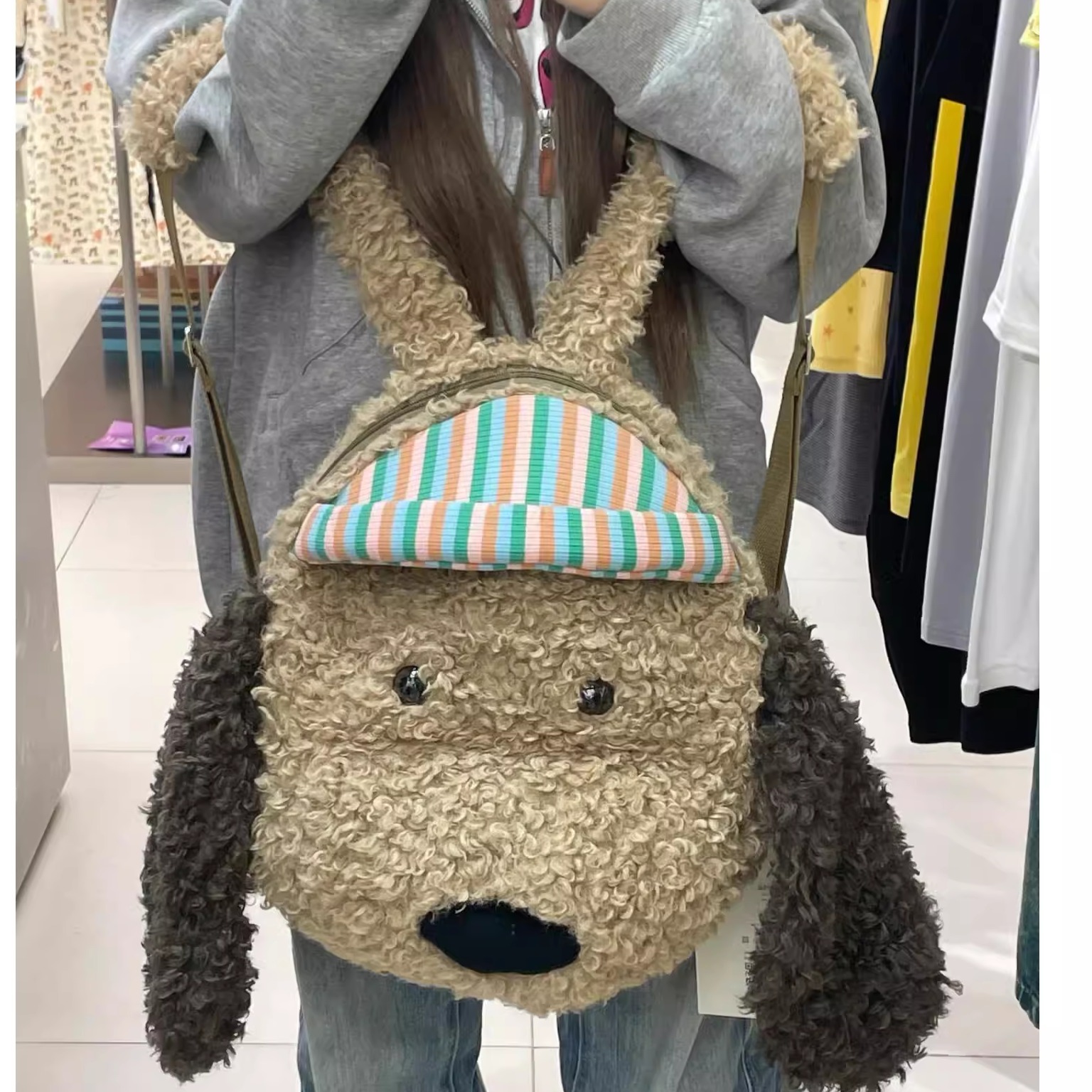 新款韩版可爱小狗卡通毛绒双肩包中小学生书包百搭旅行出游小背包