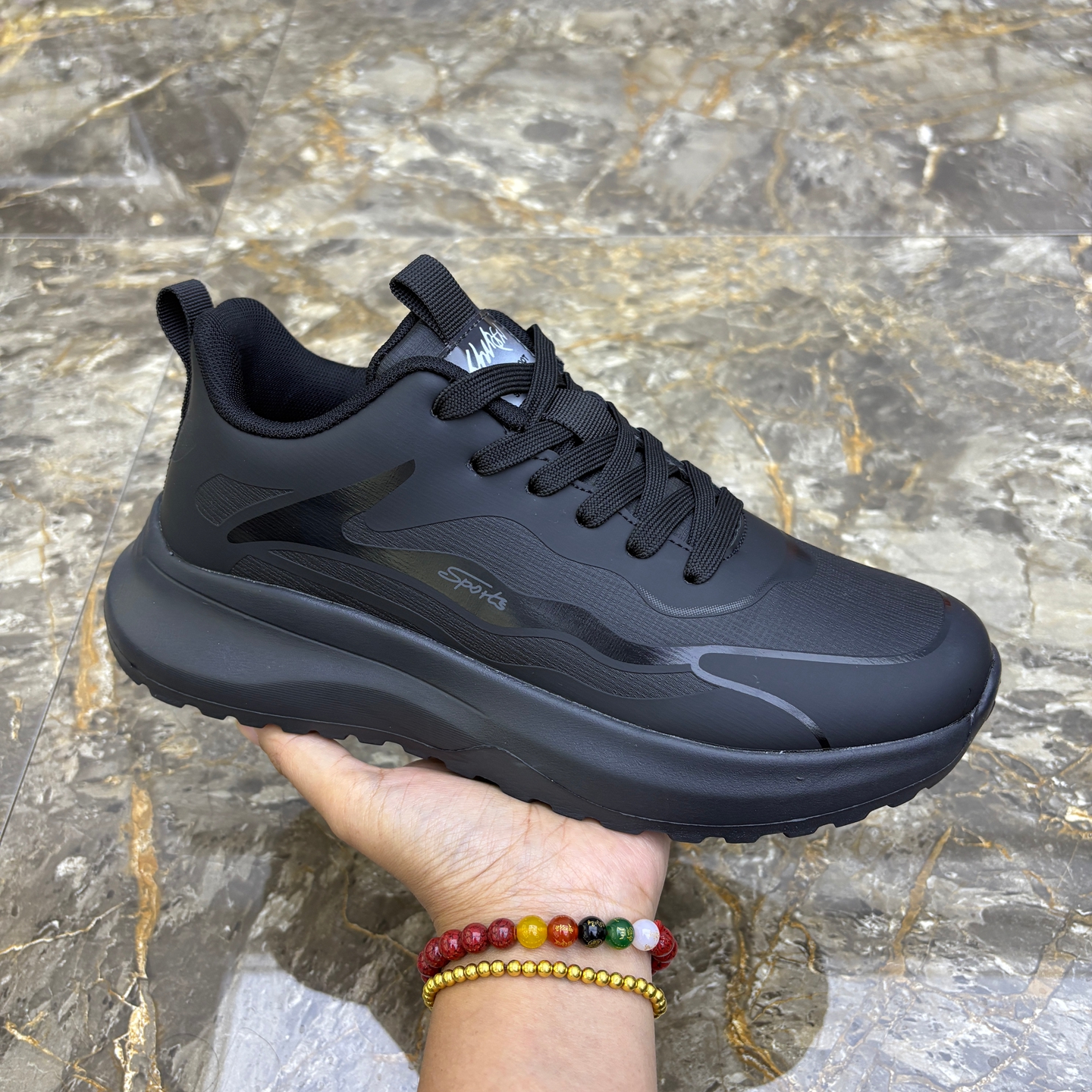 鞋子男2025秋冬新款皮面男士休闲鞋超轻鞋底舒适百搭男鞋运动鞋