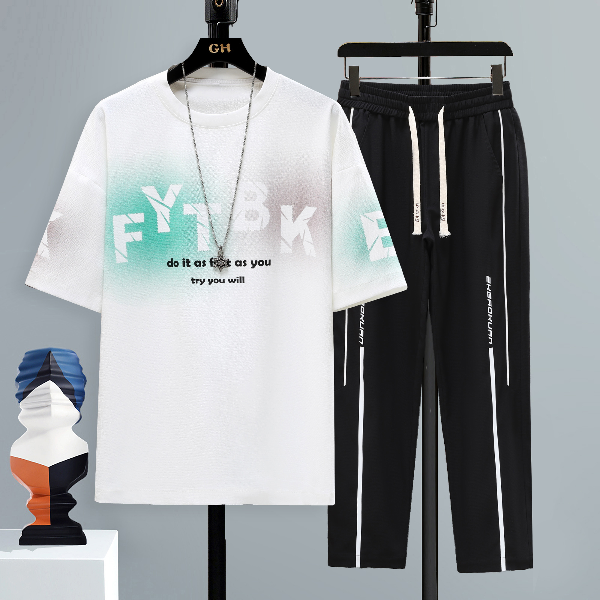 青少年短袖t恤时尚百搭运动休闲半袖套装宽松学生百搭t恤男礼物