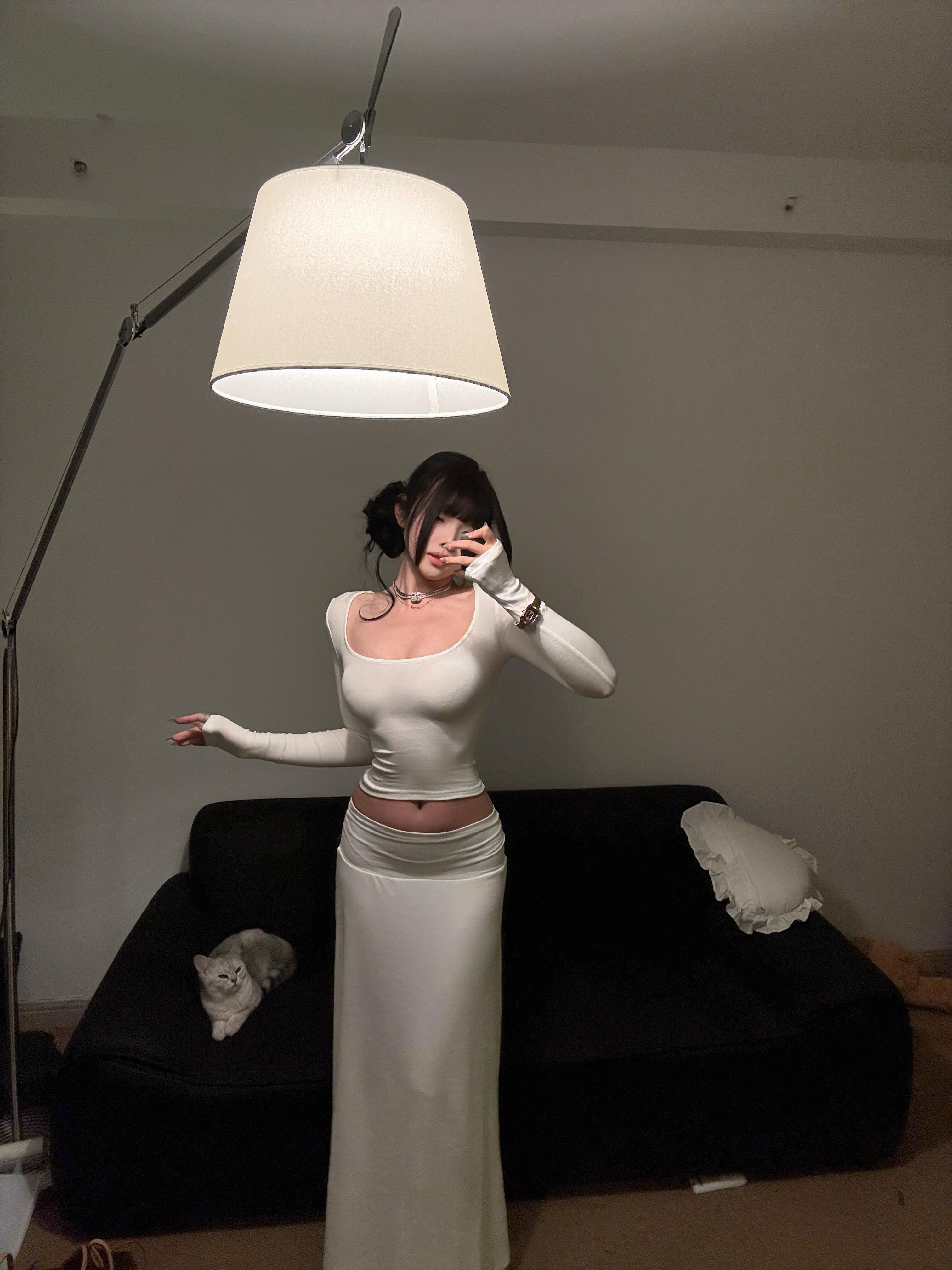 软糯奏曲 氛围感极简风纯欲辣妹长袖U领上衣女修身高腰半身裙套装