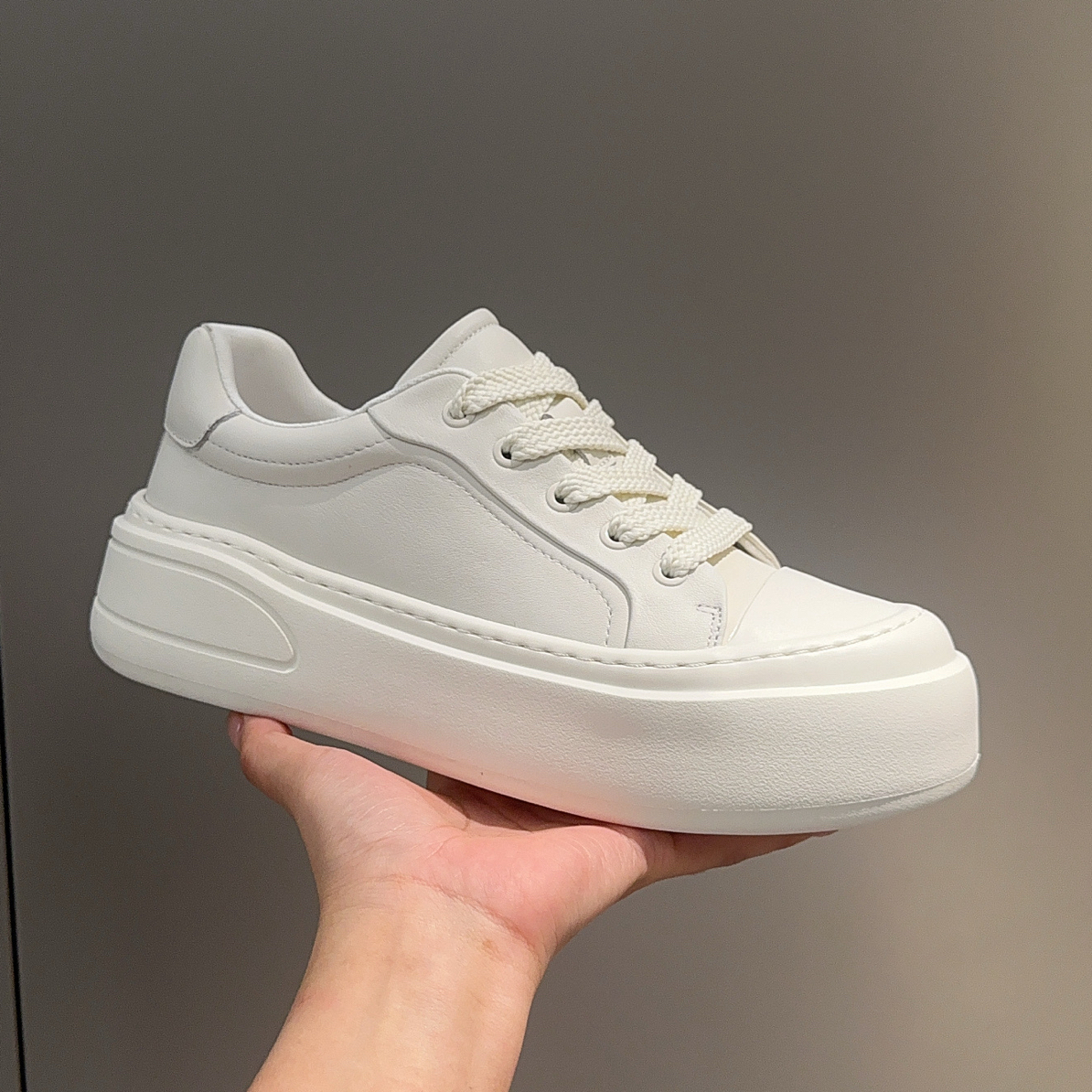 休闲厚底小白鞋夏季板鞋休闲板鞋男士透气鞋子低帮68087