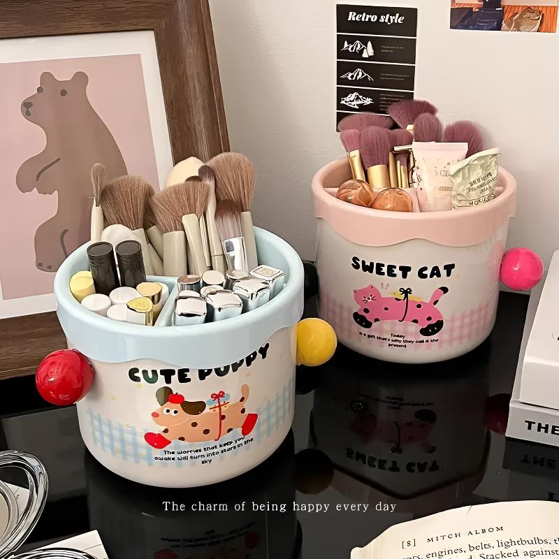 高颜值可爱化妆刷收纳筒大容量分格整理桌面化妆品口红眉笔收纳盒