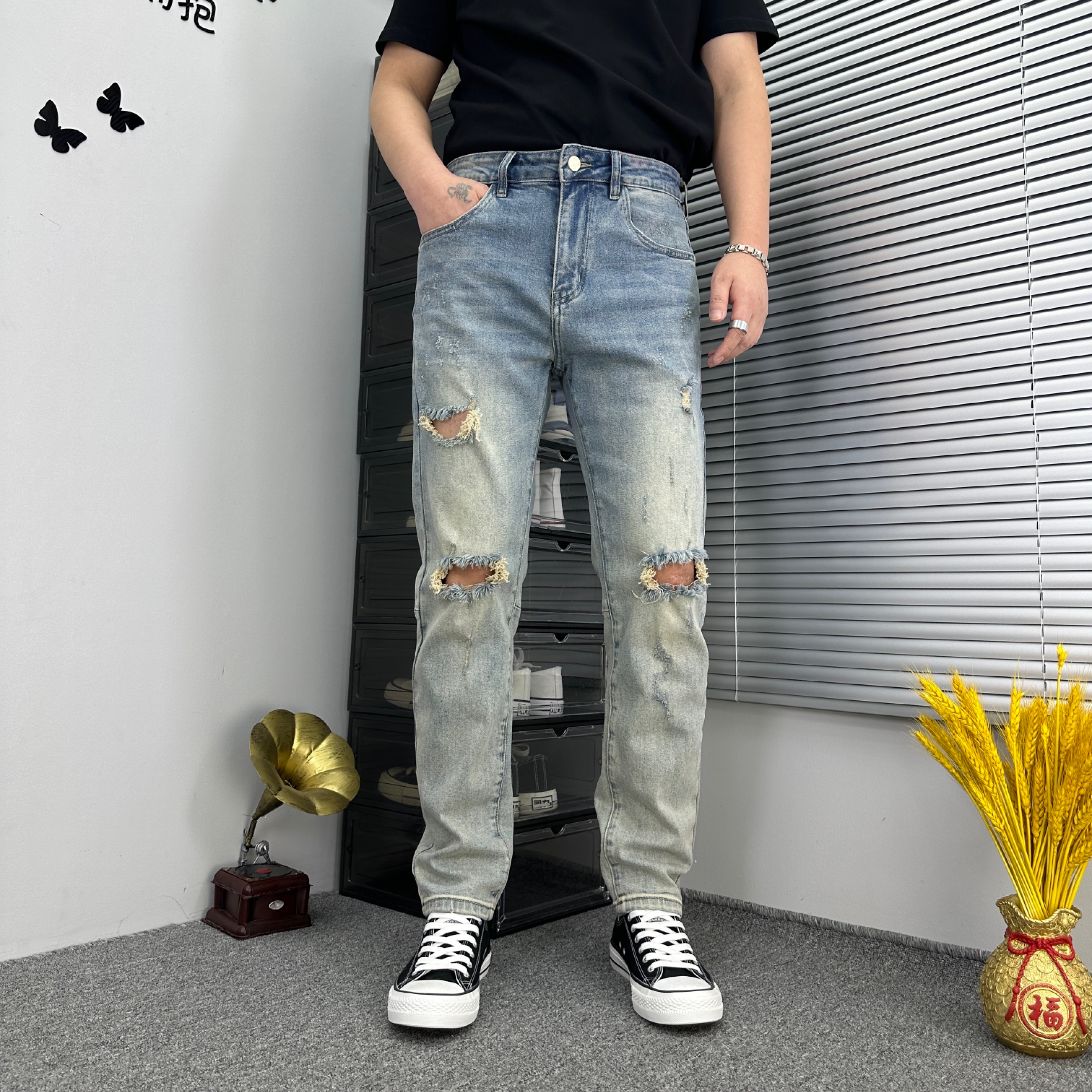 男士2025春夏新款美式潮牌时尚破洞浅蓝色直筒弹力百搭牛仔裤韩版