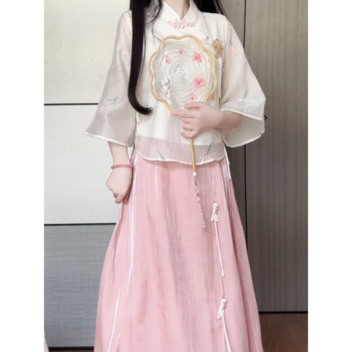 抹茶森系2025年春季新中式超仙年轻款盘扣通勤套装日常时尚两件套