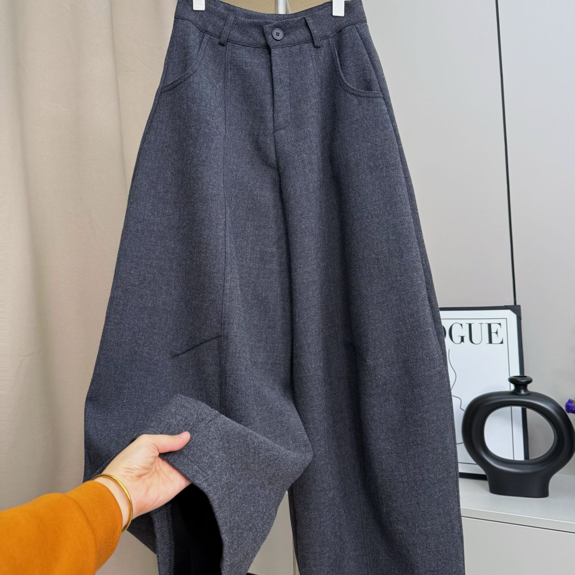 高端高腰显瘦毛呢休闲裤弯刀裤女秋季新款宽松直筒阔腿裤