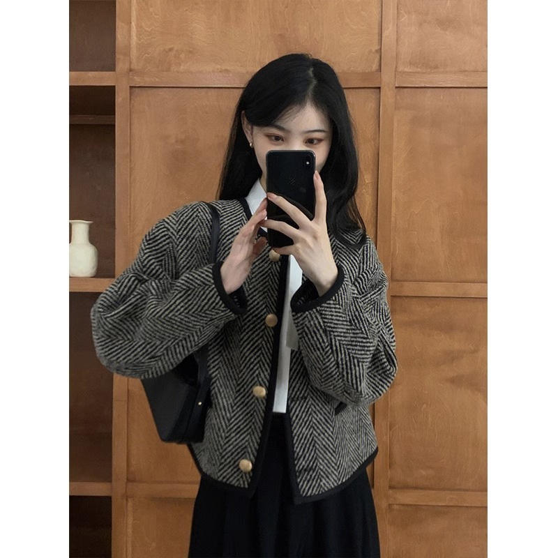 小众法式复古小香风外套女春秋2025新款条纹短款夹克开衫上衣