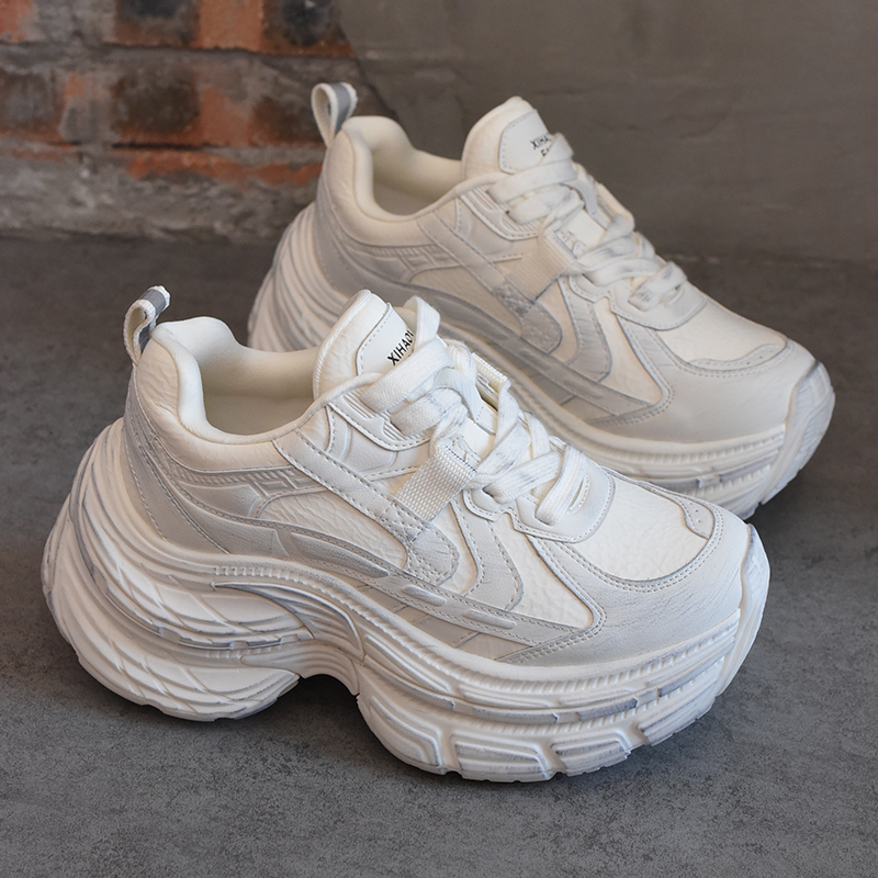 欧洲站女鞋超火时尚厚底老爹鞋女2025秋冬新款巨好看休闲运动鞋潮