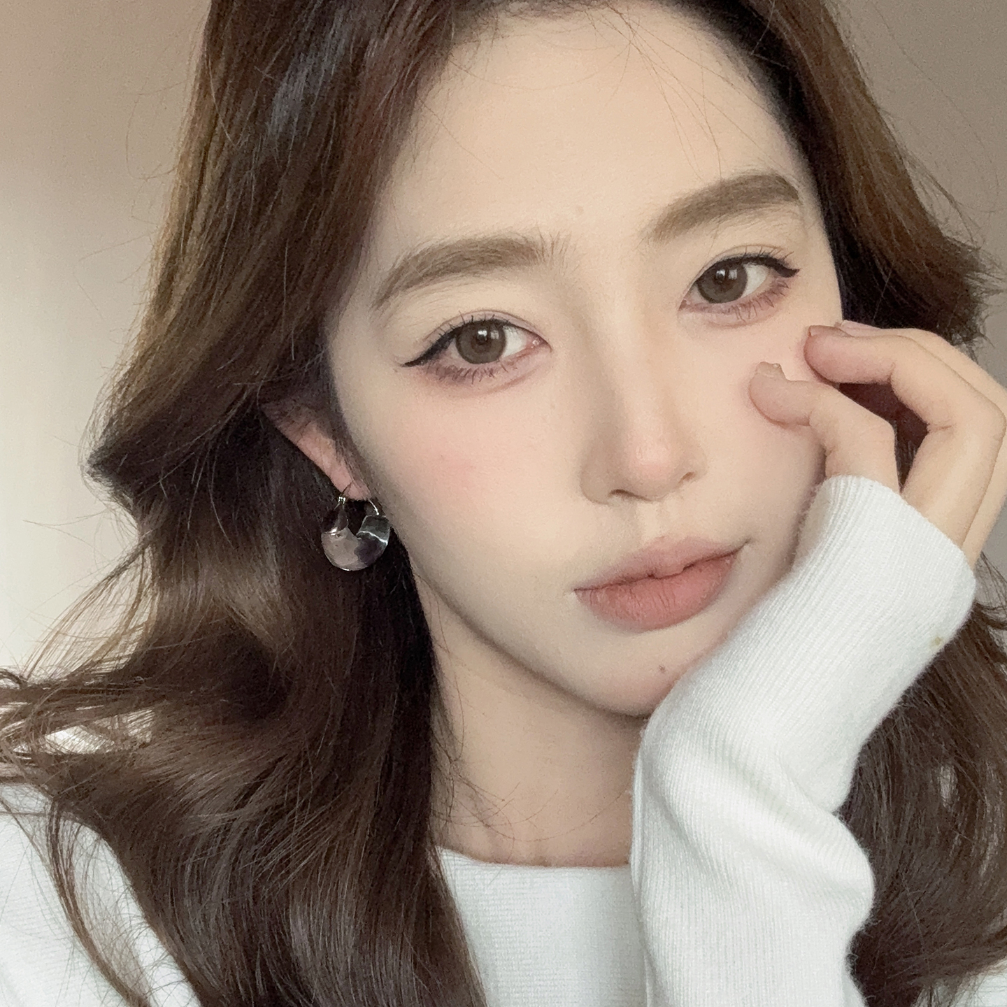 oushipei/欧诗佩 铜合金亚克力耳饰 清冷精致百搭透明亚克力耳环