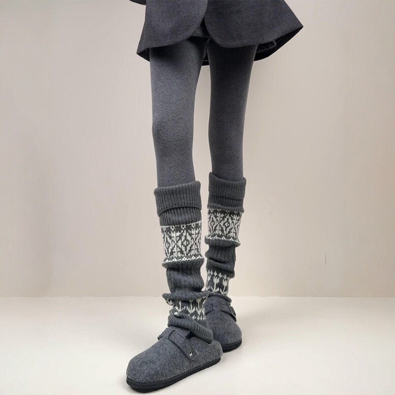 费尔岛袜子女款秋冬袜套堆堆袜白色长筒袜配鲨鱼裤复古袜子女春秋