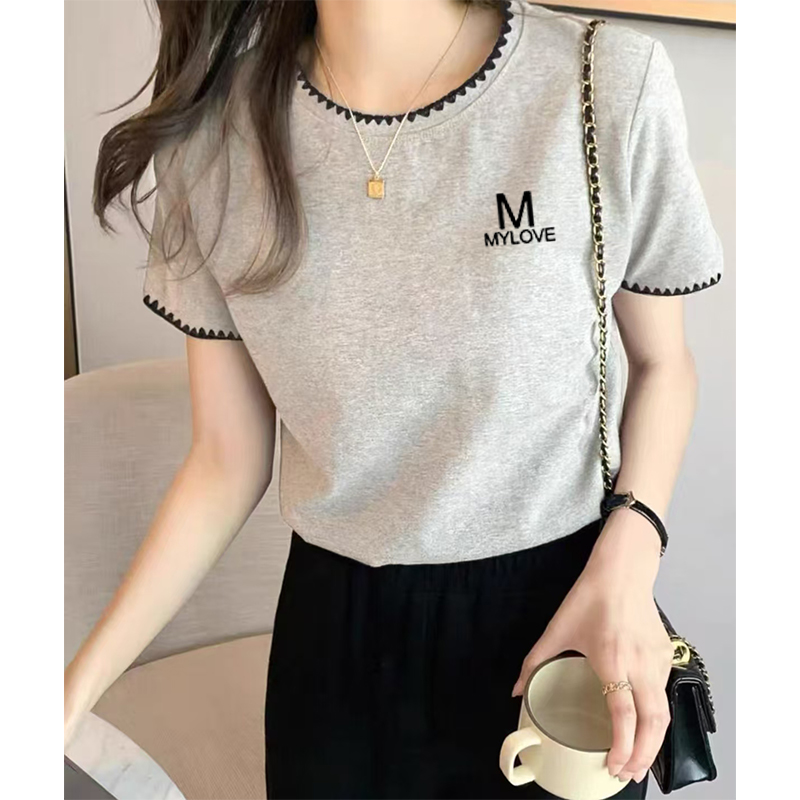 新款正肩圆领修身显瘦短袖t恤夏季小众通勤百搭洋气印花女装上衣