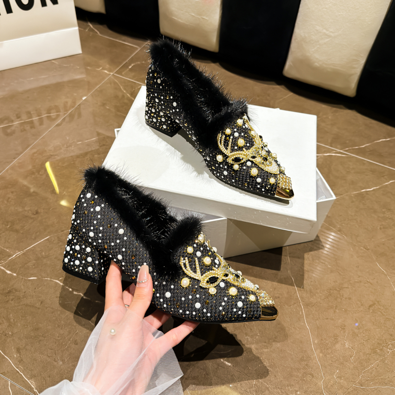 厚款尖头耐磨秋冬季保暖方根高跟鞋小鹿百搭毛毛鞋加绒粗跟单鞋