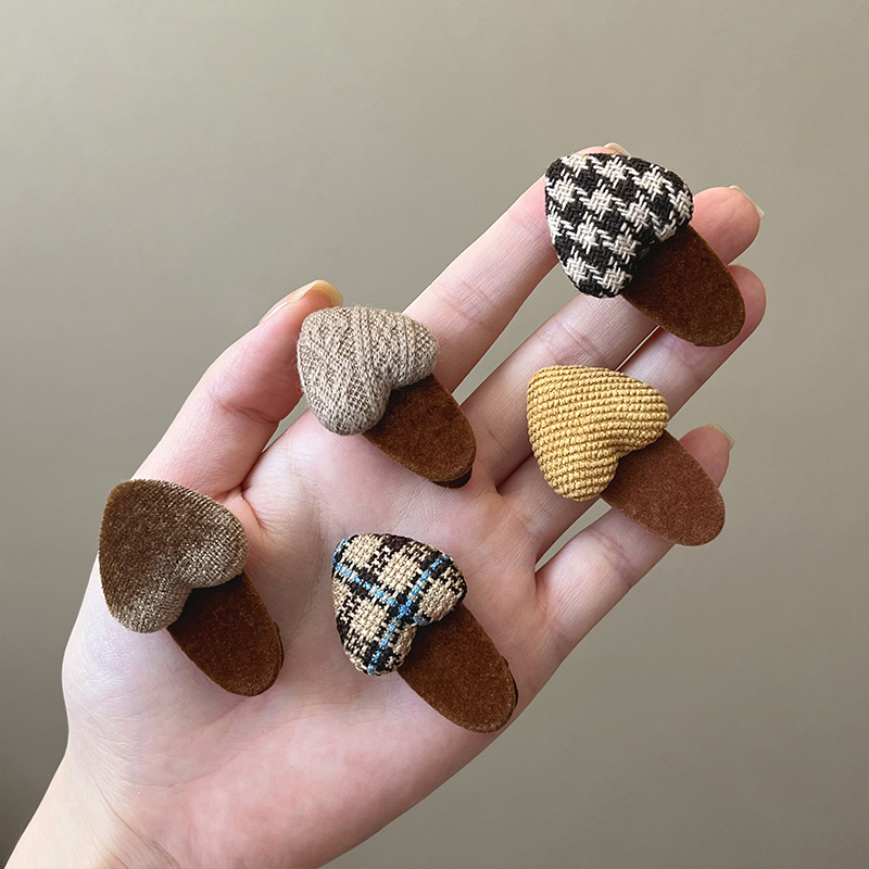 复古植绒爱心小发夹女前额刘海夹头饰2024秋冬新款鸭嘴夹子