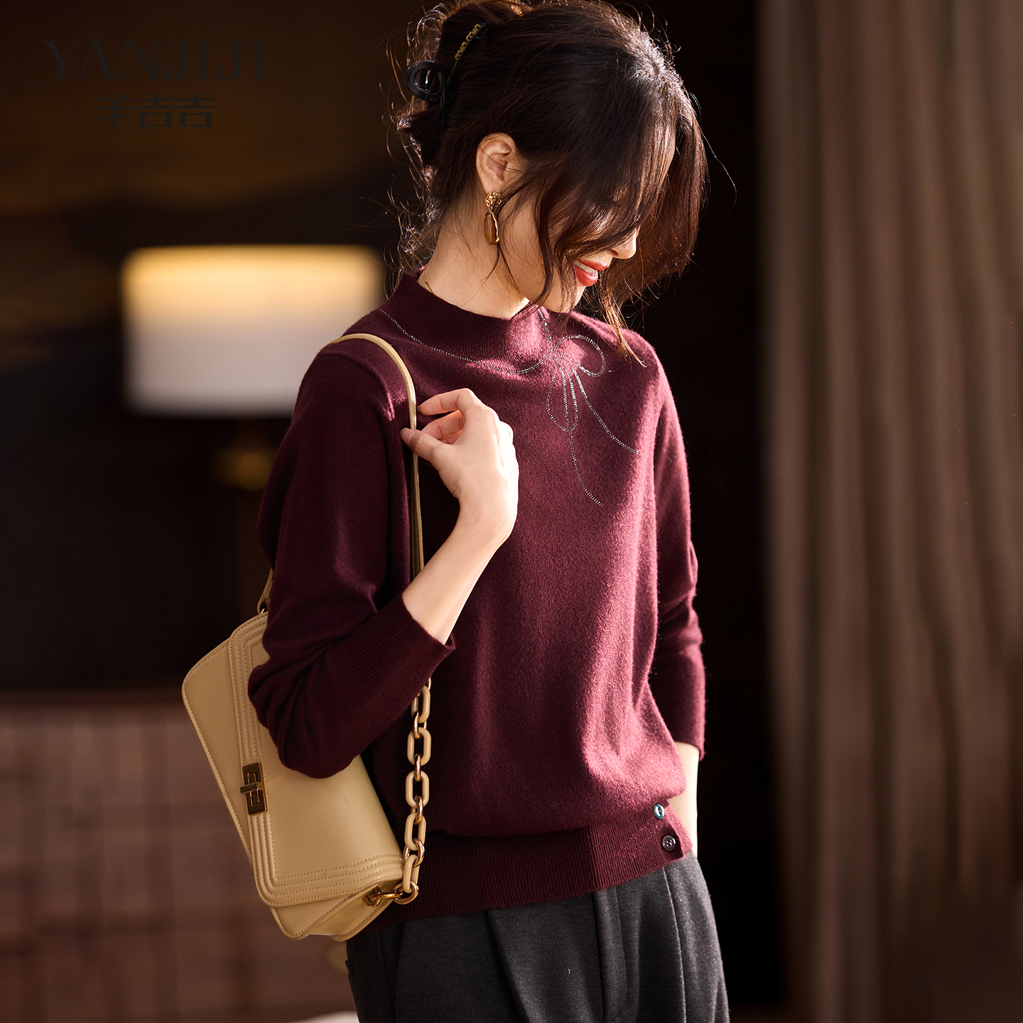 半高领妈妈毛衣洋气冬装打底衫内搭上衣2025新款中年女时尚针织衫