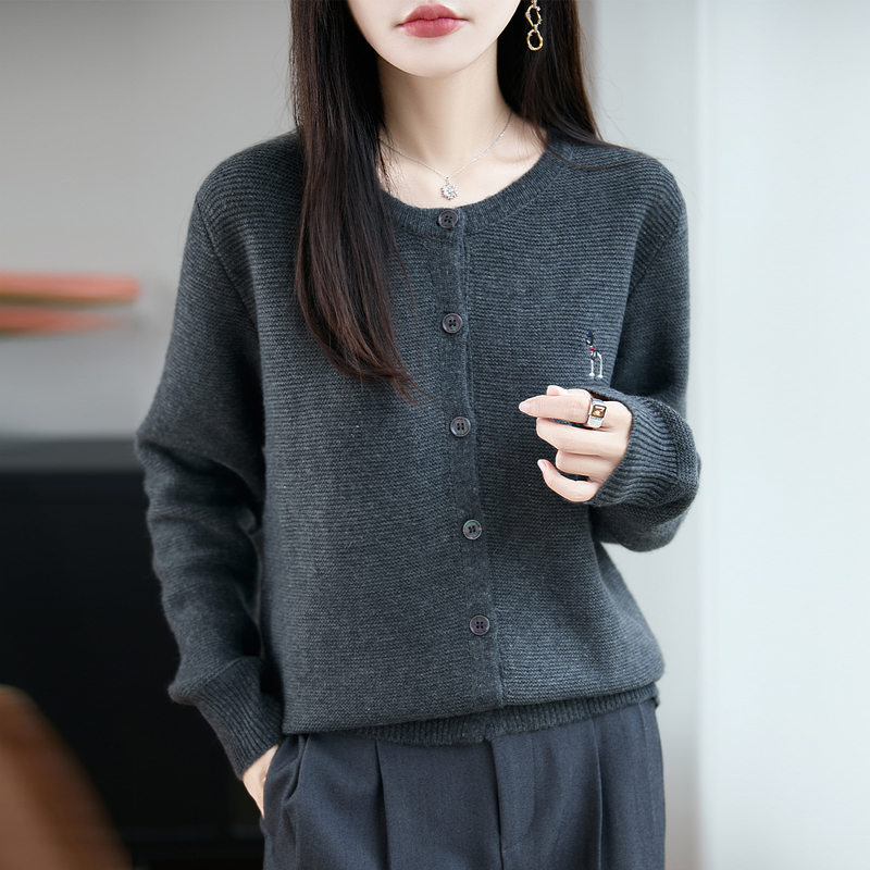 哥弟阿玛施正品2025秋季新款浣熊刺绣款女上衣时尚百搭针织女开衫