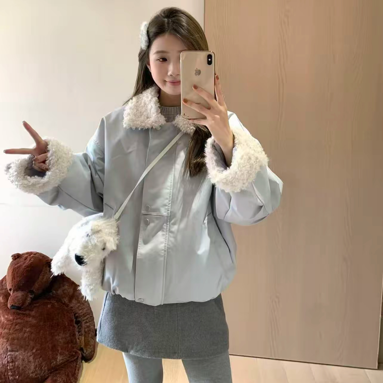 翻领羊羔毛加厚工装外套女2025冬新款宽松显瘦小个子短款加绒派克