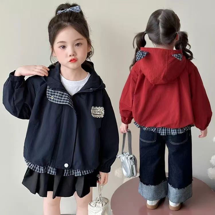 女童洋气宽松春秋季超好看连帽休闲外套女宝宝2025新款秋装儿童潮