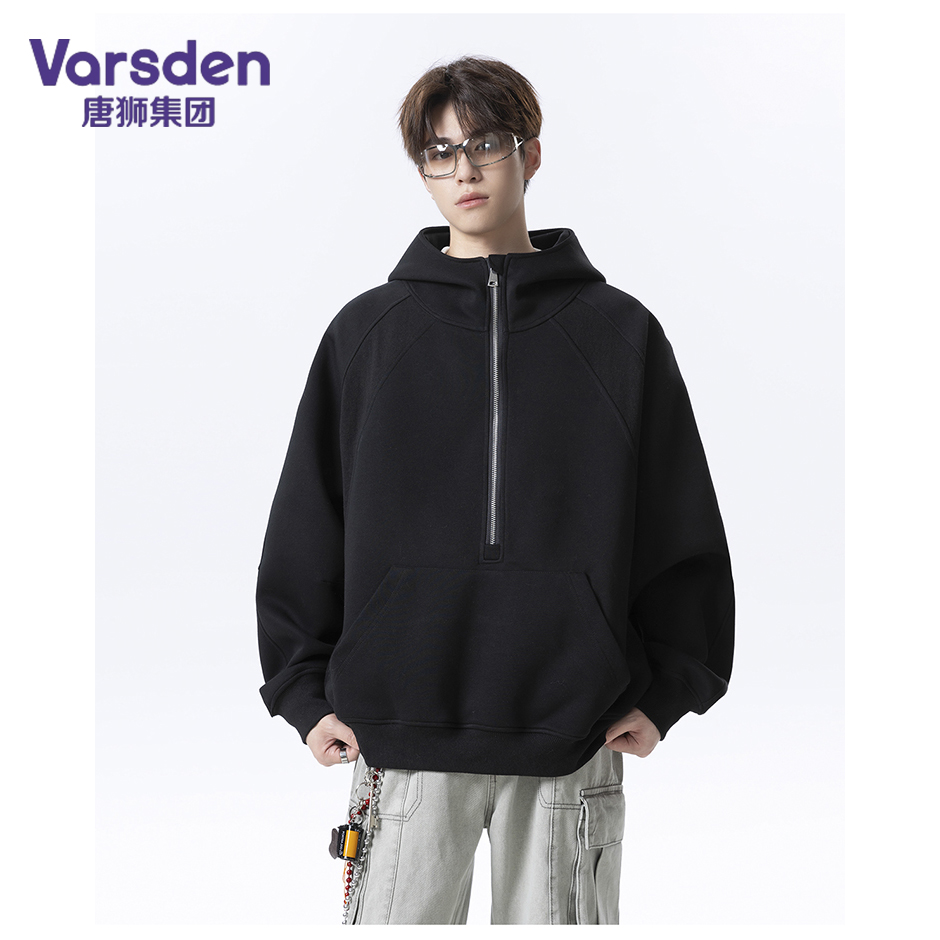 唐狮集团Varsden重磅高街秋季连帽卫衣痞帅拼接硬挺情侣款套头衫
