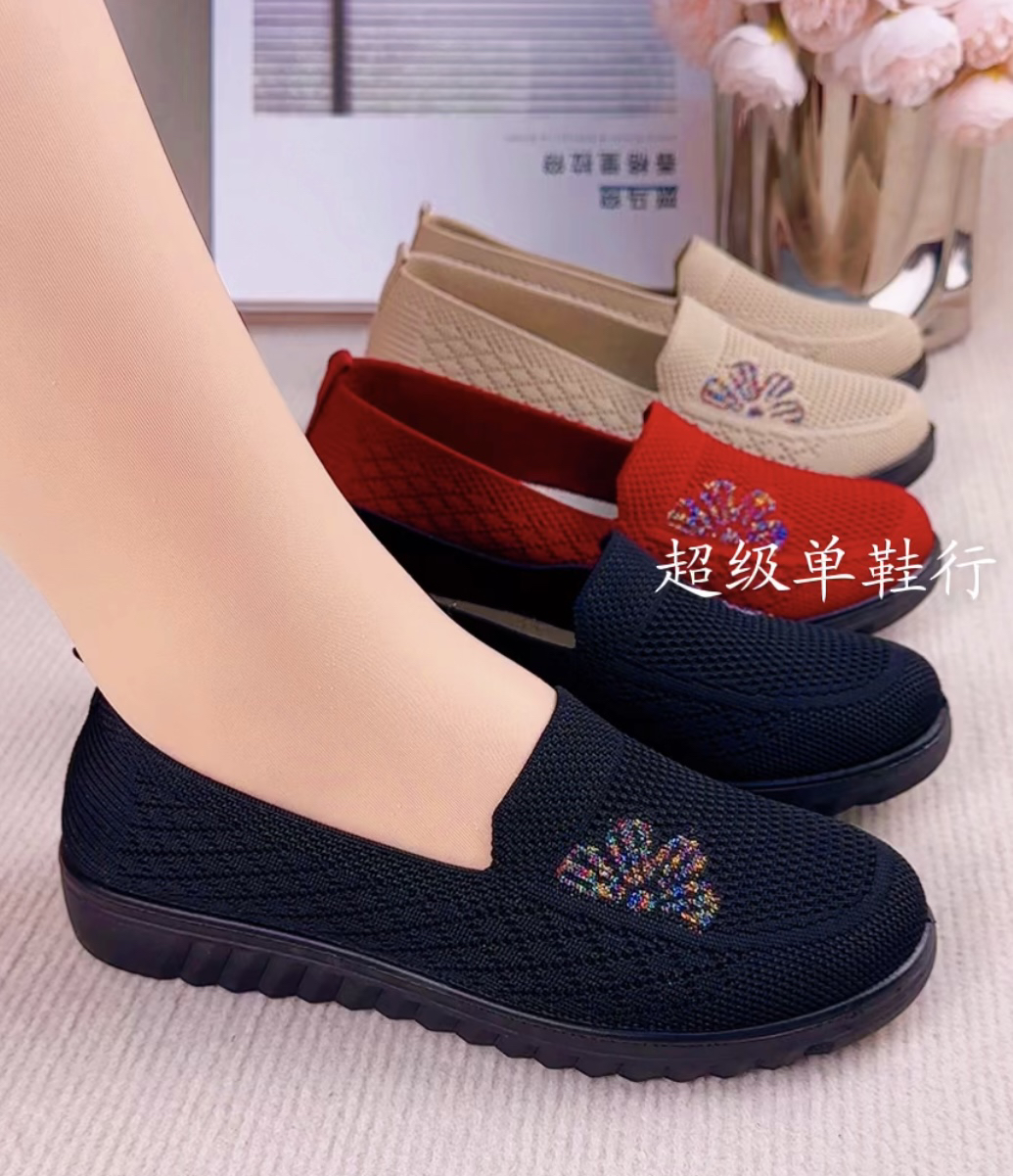防滑中老年透气布鞋软底平底女鞋夏季老北京布鞋镂空