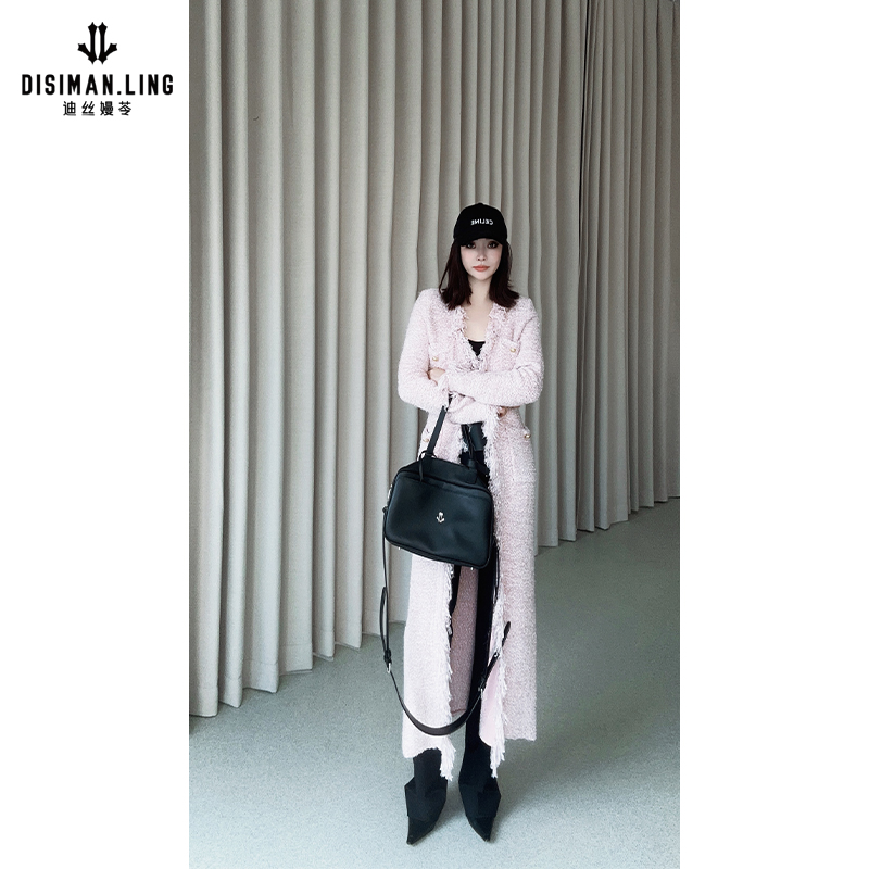 迪丝嫚苓粉色外套气质时尚复古收腰秋冬轻奢原创设计师小众优雅感
