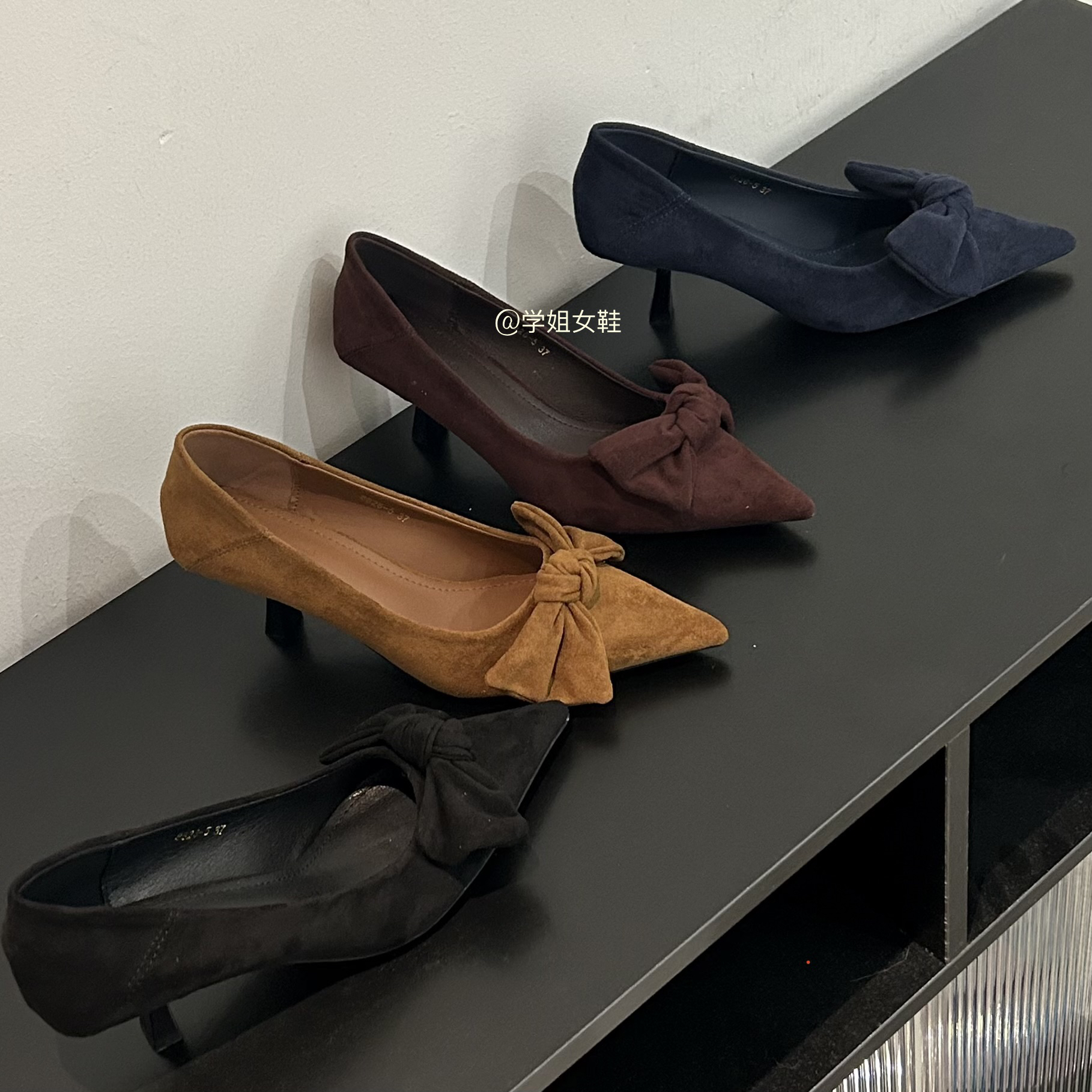 2025秋季新款尖头绒面蝴蝶结复古高跟鞋女时尚百搭细跟通勤单鞋