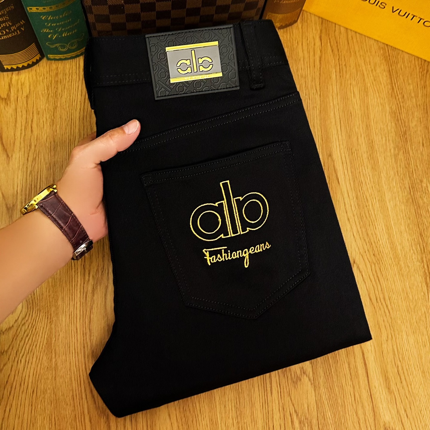 秋冬黑色牛仔裤男款高端潮牌刺绣直筒百搭裤子男款爆款2025新款