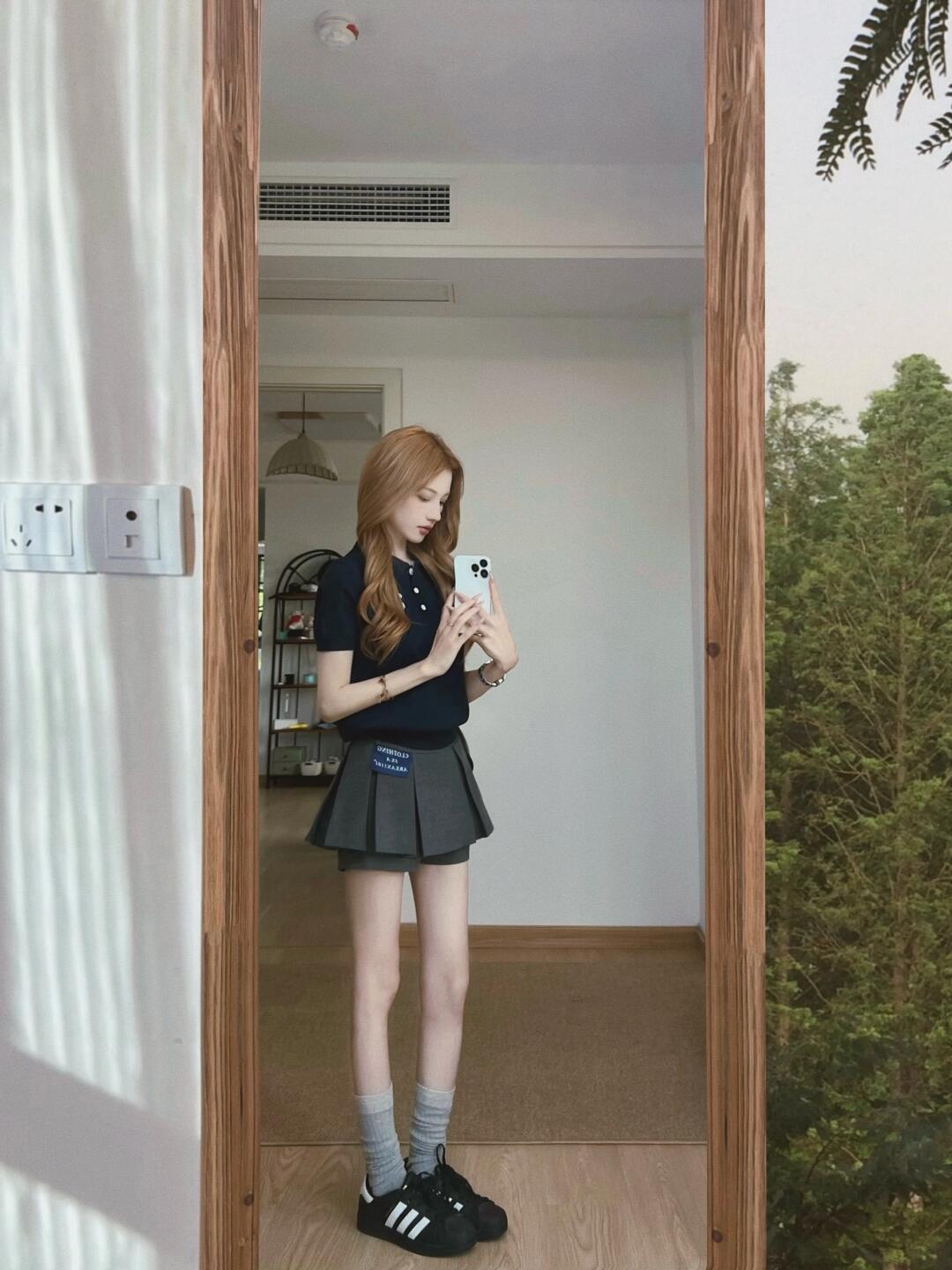 2025夏季新款韩系减龄穿搭气质短袖T恤上衣高腰设计感半身裙套装