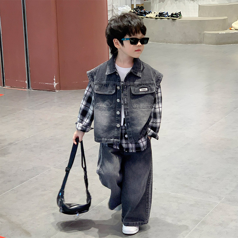 男童秋装三件套2025新款韩系牛仔马甲直筒裤儿童帅气宝宝秋季衣服