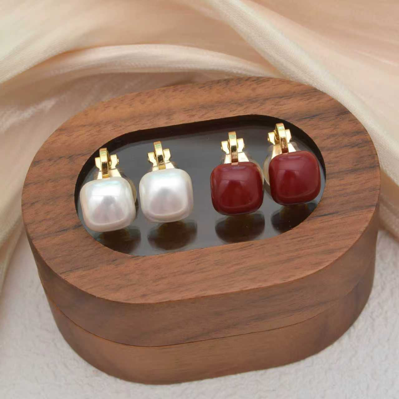 合金仿珍珠耳饰 法式小香风复古无耳洞三角耳夹可爱小方糖块耳钉