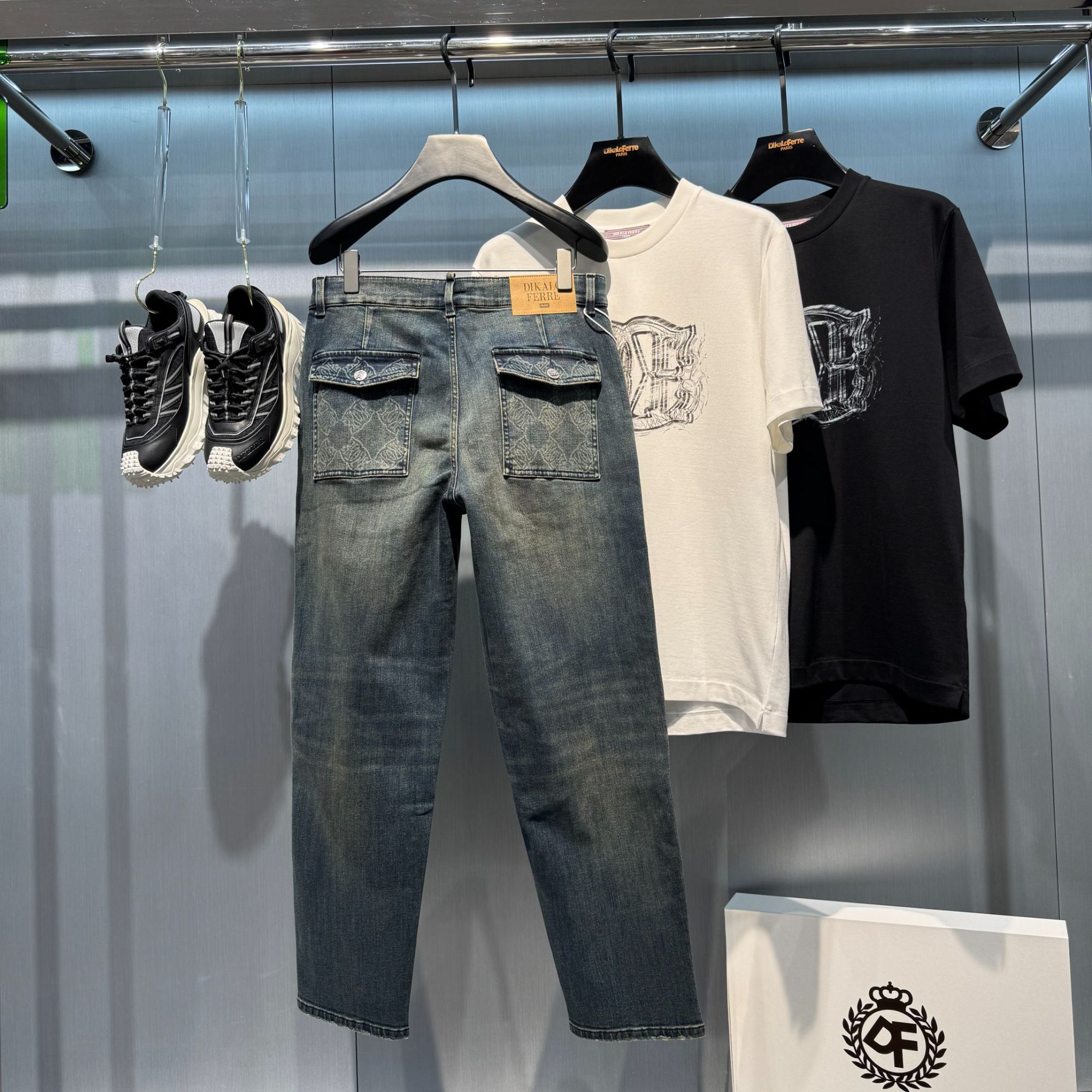 DIKALO FERRE/迪卡里奥 费雷D53NZ626新款男士精梳棉阔腿牛仔裤