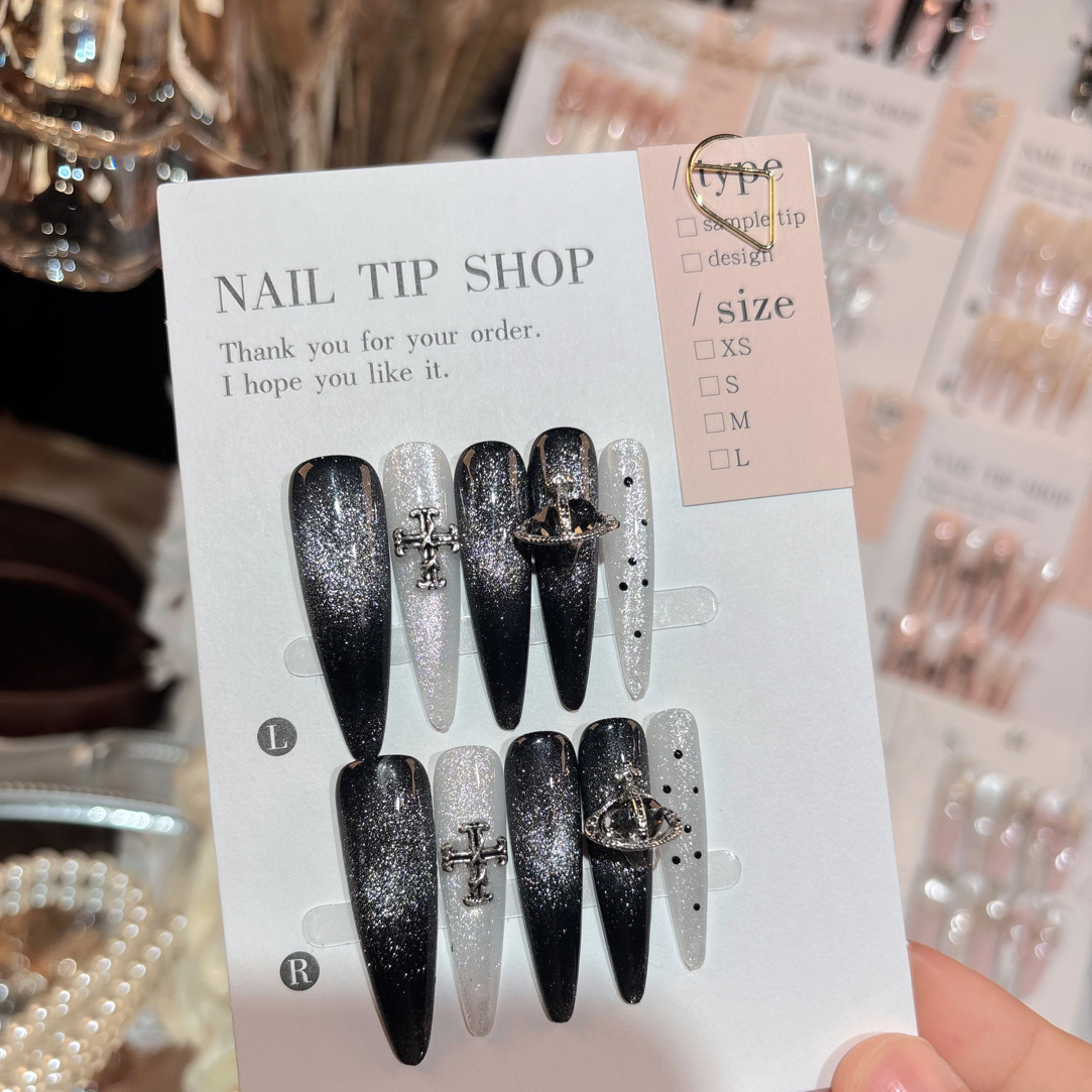 爆闪法式千金气质黑色波点显白气质西太后玻璃珠猫眼手工穿戴美甲