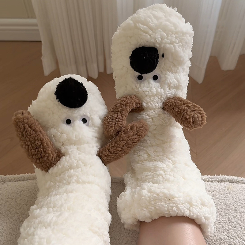 冬季防滑保暖动物长筒袜女中筒袜卡通动漫可爱小狗毛绒睡眠地板袜