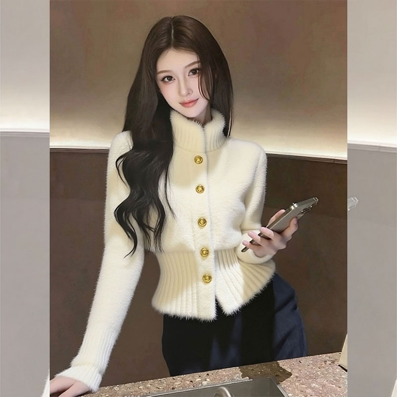 冬季新款千金风毛绒短外套女气质轻熟风上衣今年流行爆款外搭衣服