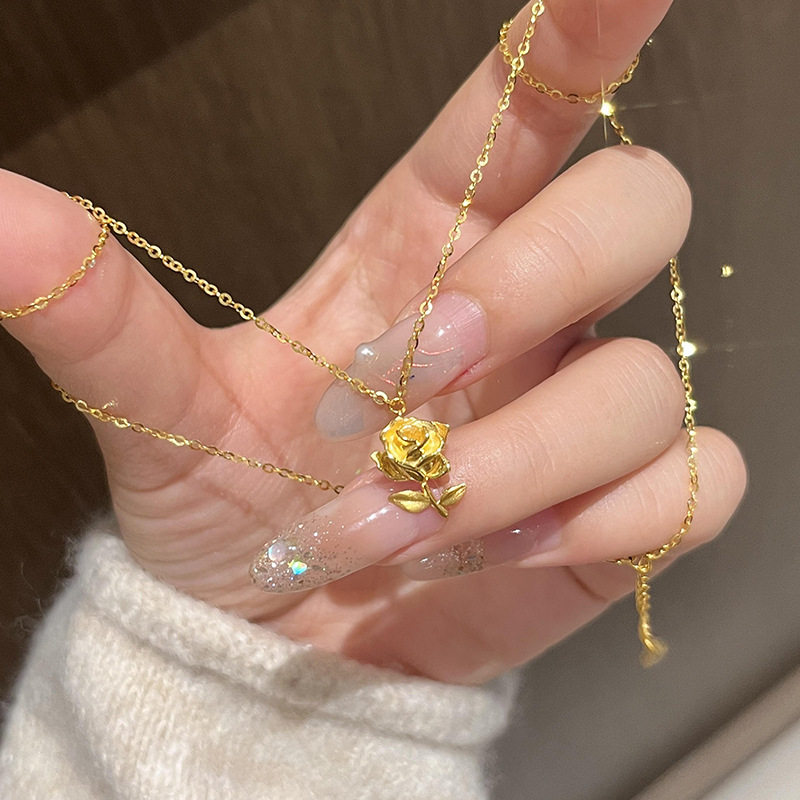 Jusong klein 钛钢项链 金色玫瑰花项链女法式时尚花朵吊坠锁骨链